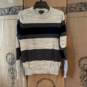 🎉 4 for $20 🎉 express crew neck sweater. Grey striped
